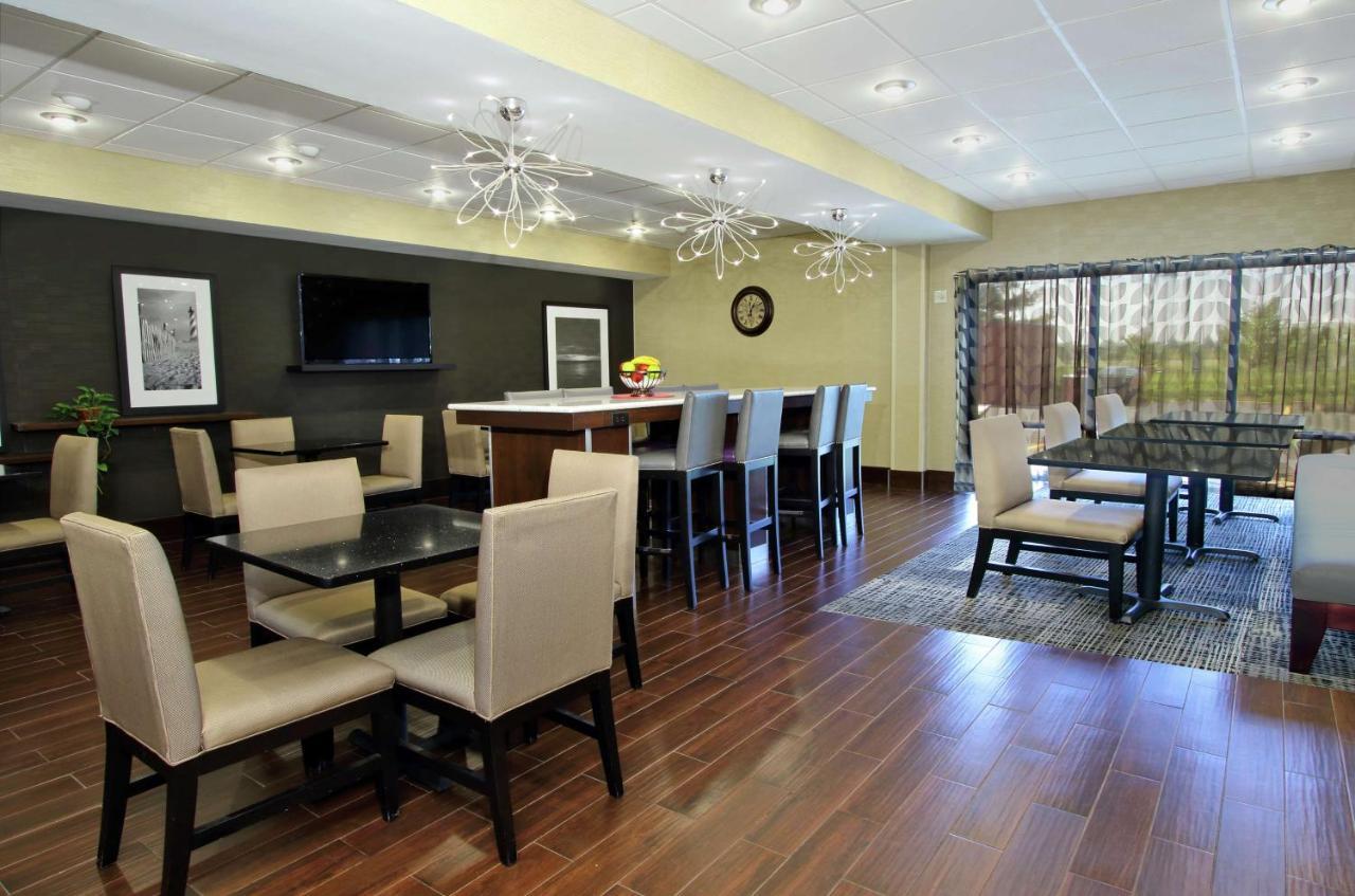 Hampton Inn Ashtabula Austinburg Екстериор снимка