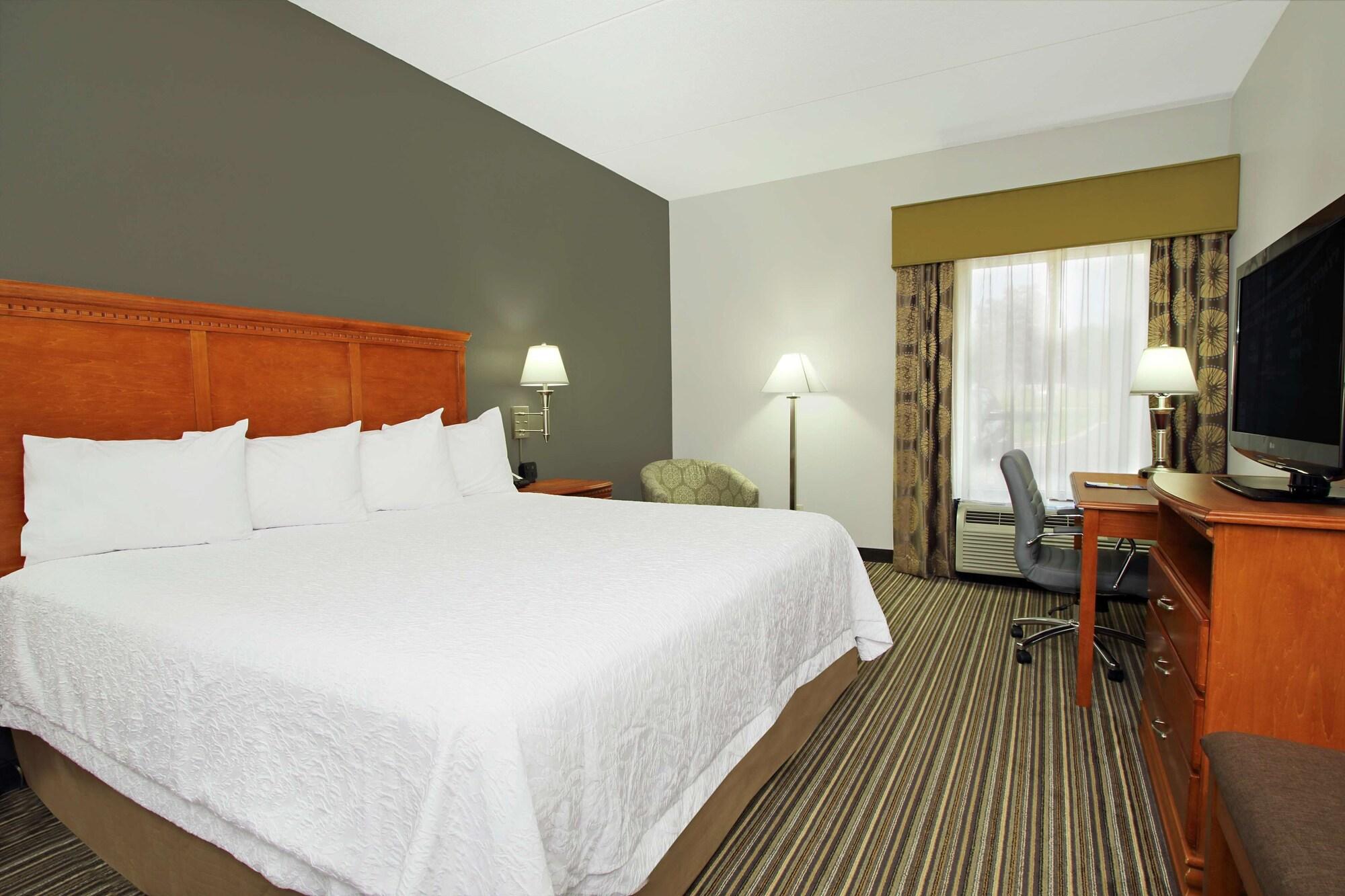 Hampton Inn Ashtabula Austinburg Екстериор снимка