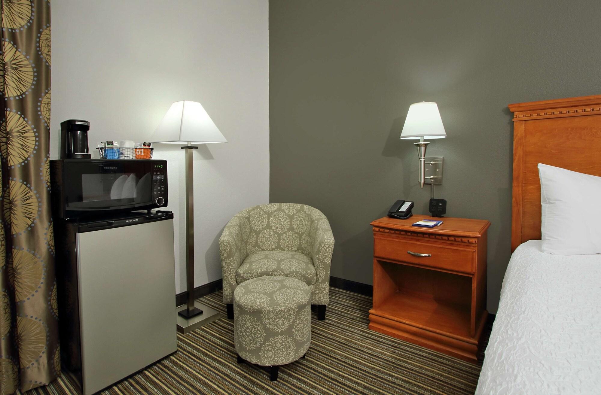 Hampton Inn Ashtabula Austinburg Екстериор снимка
