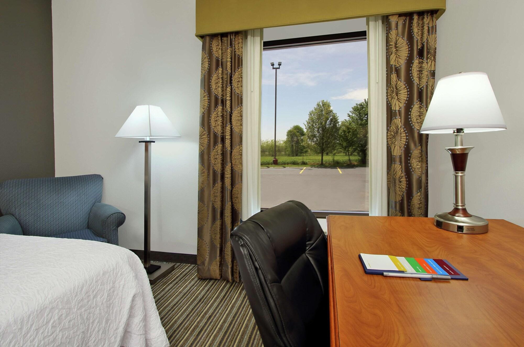 Hampton Inn Ashtabula Austinburg Екстериор снимка