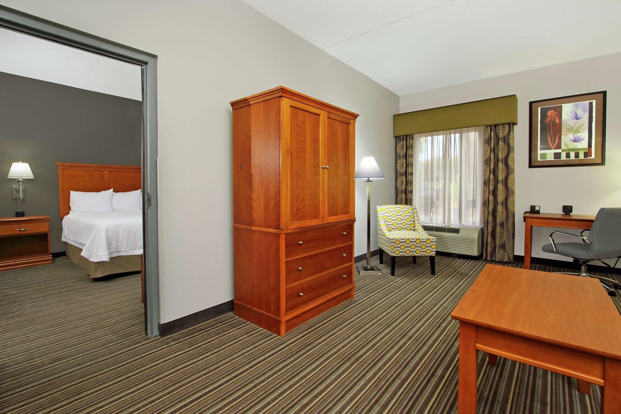 Hampton Inn Ashtabula Austinburg Екстериор снимка