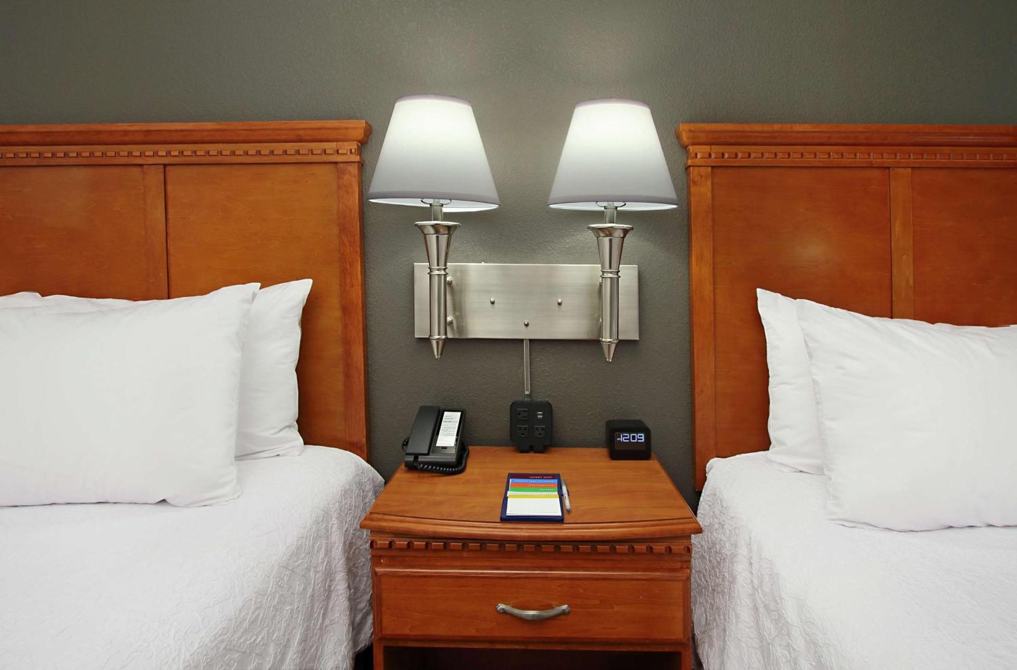 Hampton Inn Ashtabula Austinburg Екстериор снимка