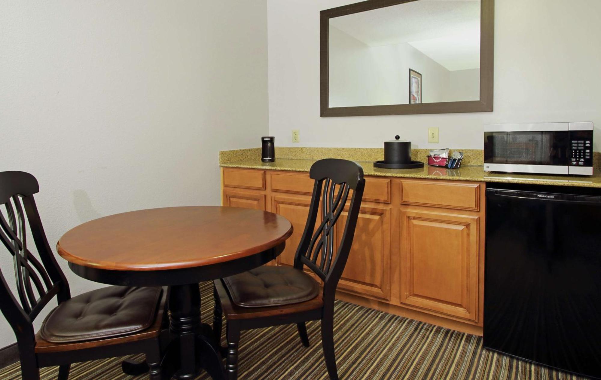 Hampton Inn Ashtabula Austinburg Екстериор снимка
