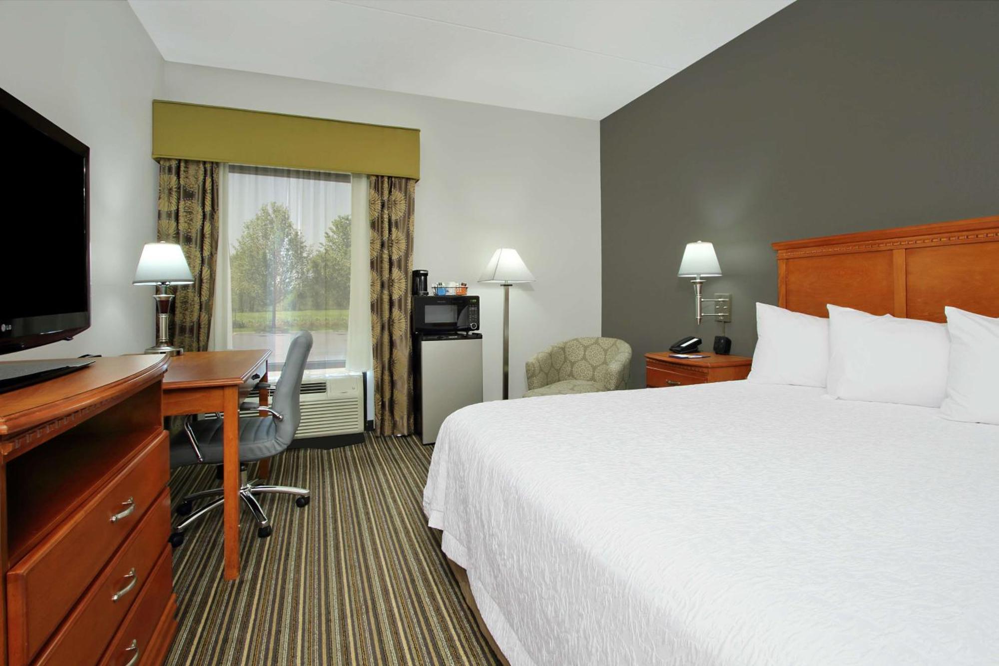 Hampton Inn Ashtabula Austinburg Екстериор снимка