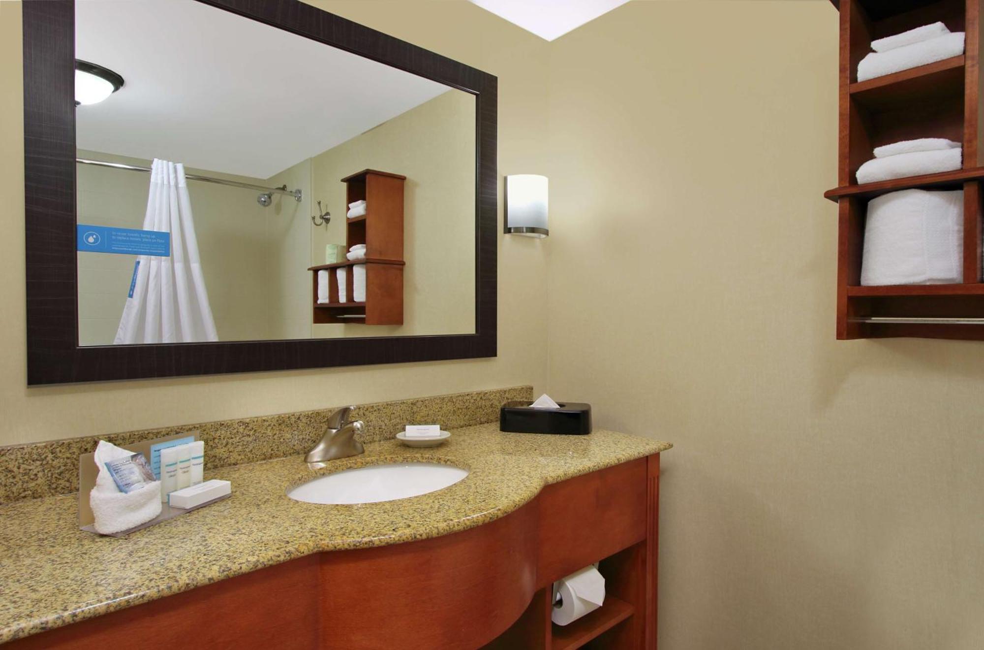 Hampton Inn Ashtabula Austinburg Екстериор снимка