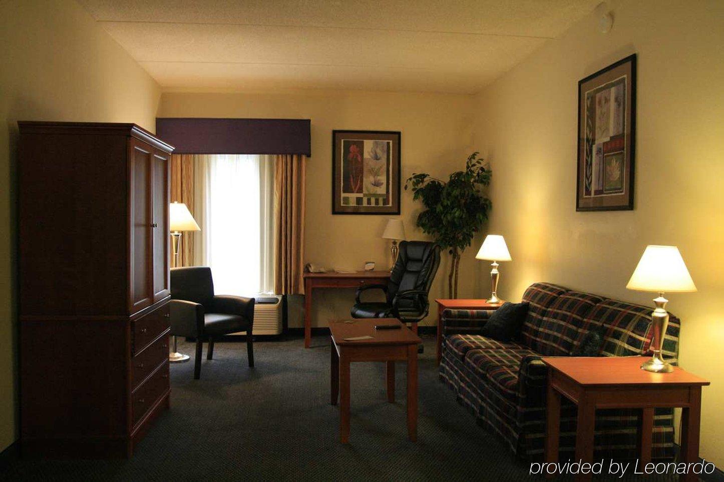 Hampton Inn Ashtabula Austinburg Стая снимка