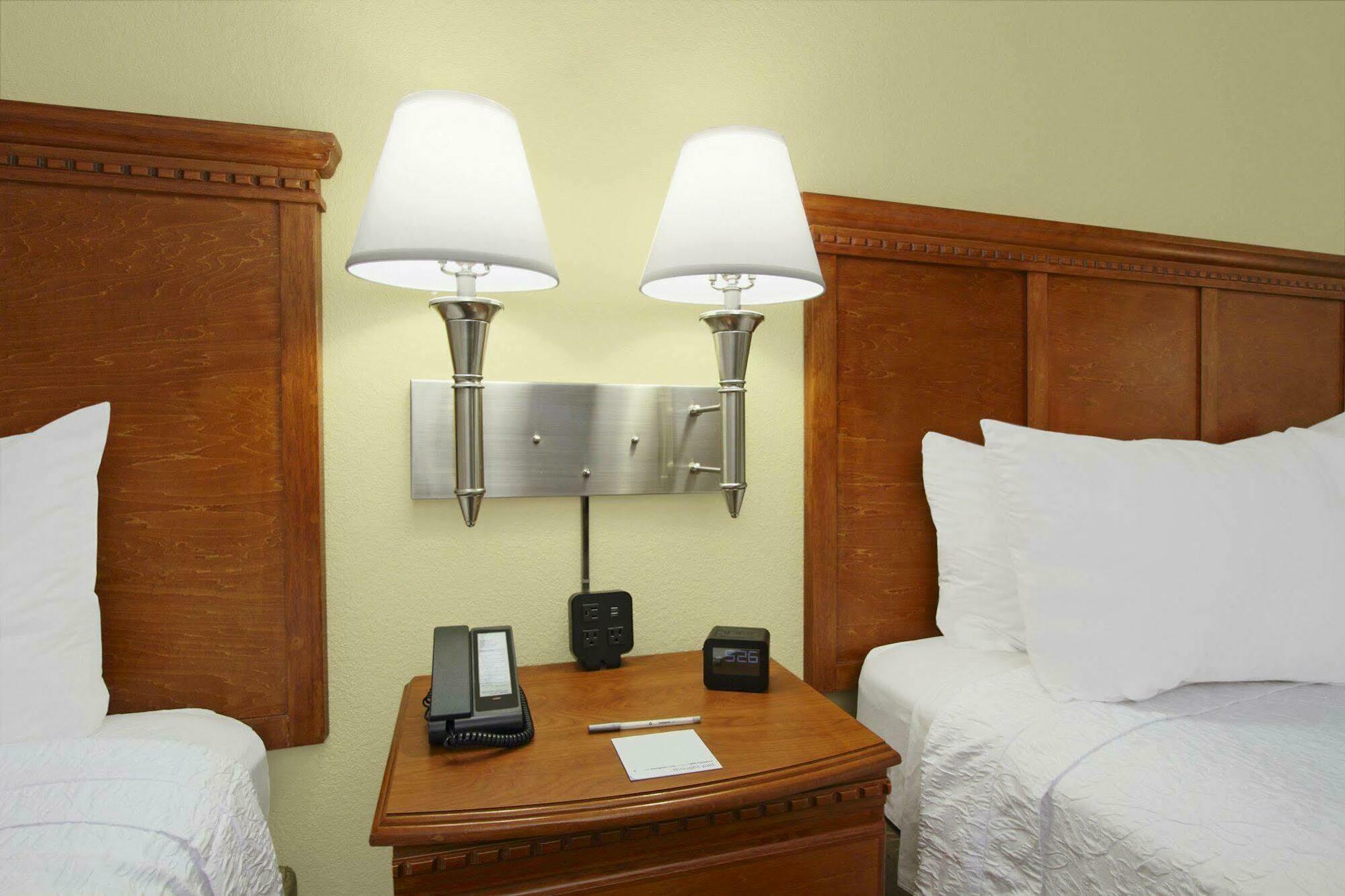 Hampton Inn Ashtabula Austinburg Екстериор снимка