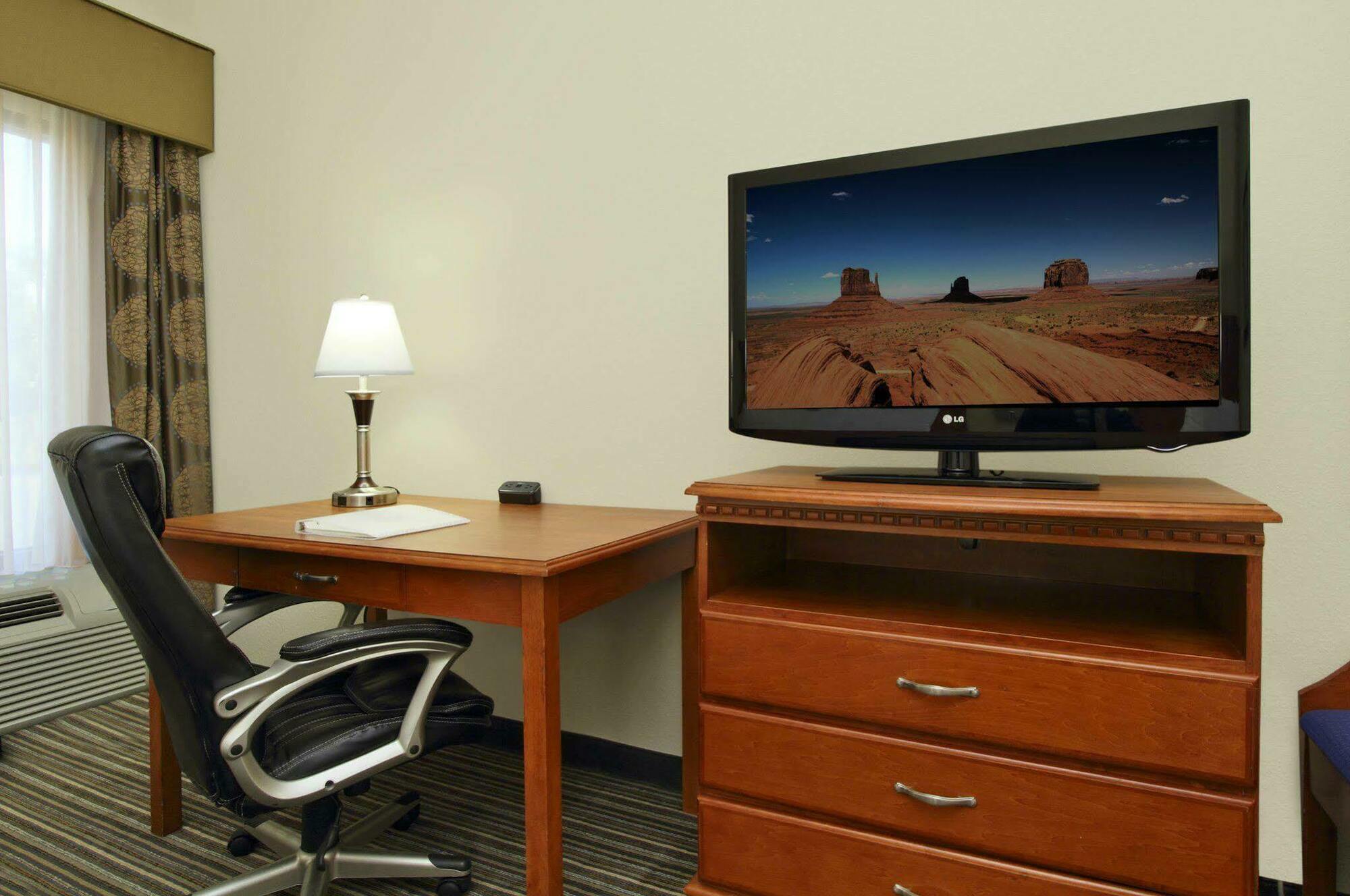Hampton Inn Ashtabula Austinburg Екстериор снимка